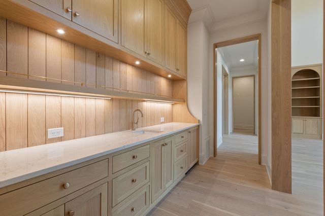 1706 Southwick Dr, Brentwood, TN 37027