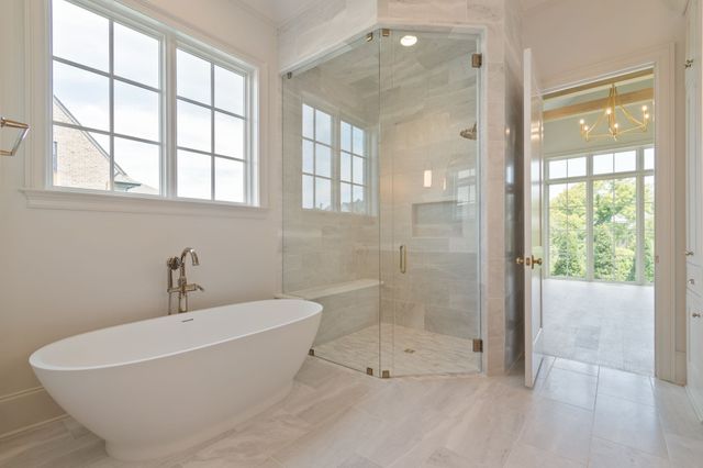 1706 Southwick Dr, Brentwood, TN 37027