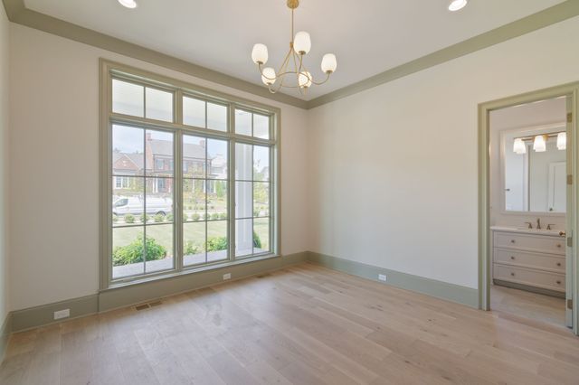 1706 Southwick Dr, Brentwood, TN 37027
