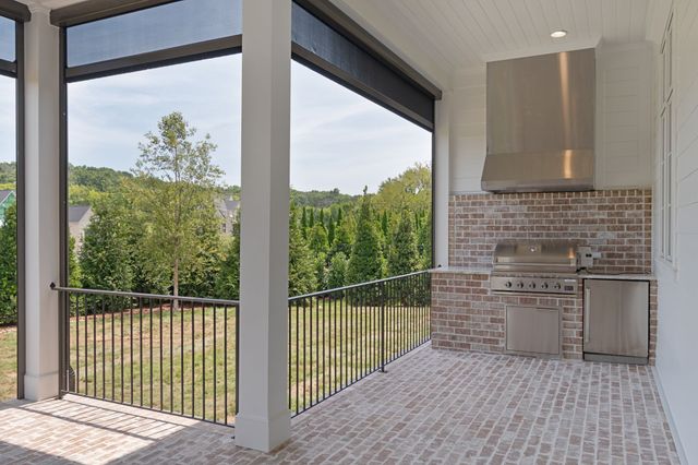 1706 Southwick Dr, Brentwood, TN 37027