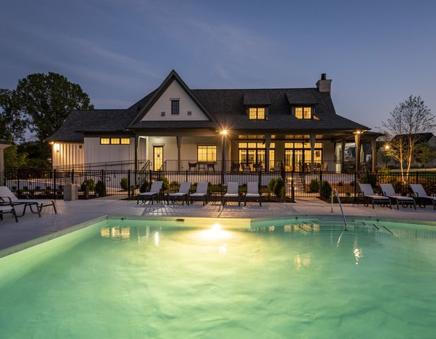 1706 Southwick Dr, Brentwood, TN 37027