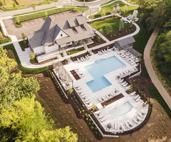 1706 Southwick Dr, Brentwood, TN 37027
