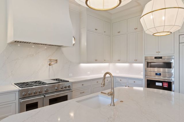 1706 Southwick Dr, Brentwood, TN 37027