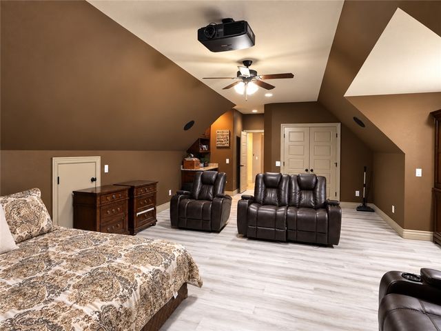 815 Ford Lane, Cave Springs, AR 72745