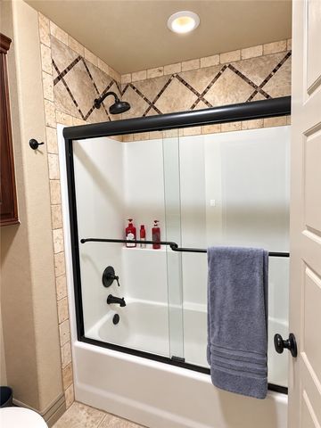 815 Ford Lane, Cave Springs, AR 72745