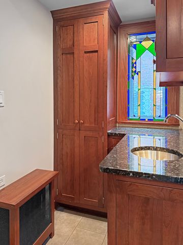 1016 Belleforte Avenue, Oak Park, IL 60302