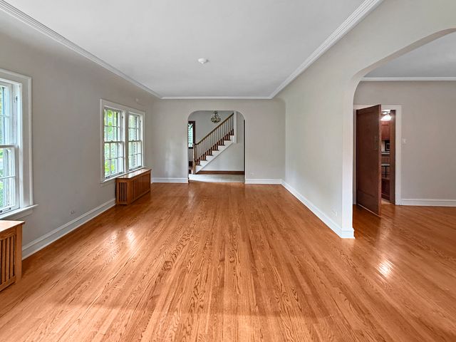 1016 Belleforte Avenue, Oak Park, IL 60302