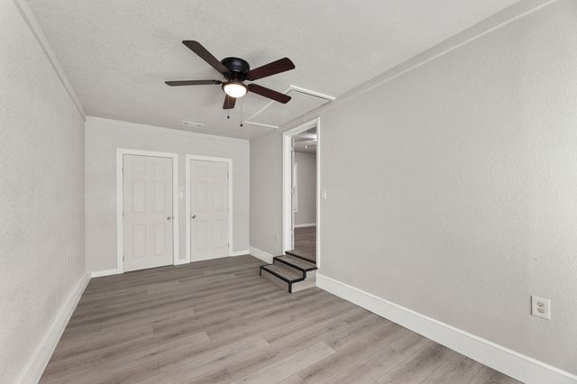 4411 N Wayne Court, Haltom City, TX 76117