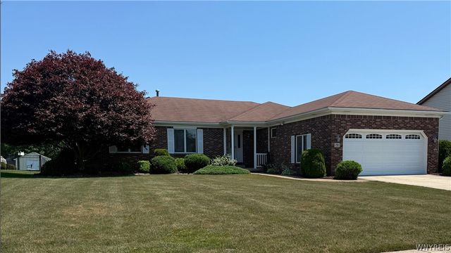 9 Lucia Court, Lancaster, NY 14086
