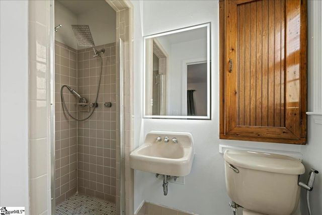 569 Edens Road, Pickens, SC 29671