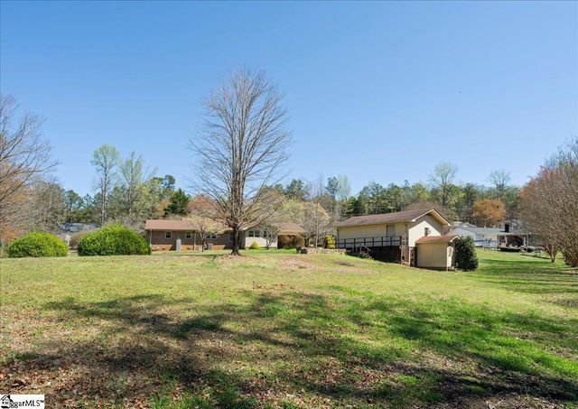 569 Edens Road, Pickens, SC 29671