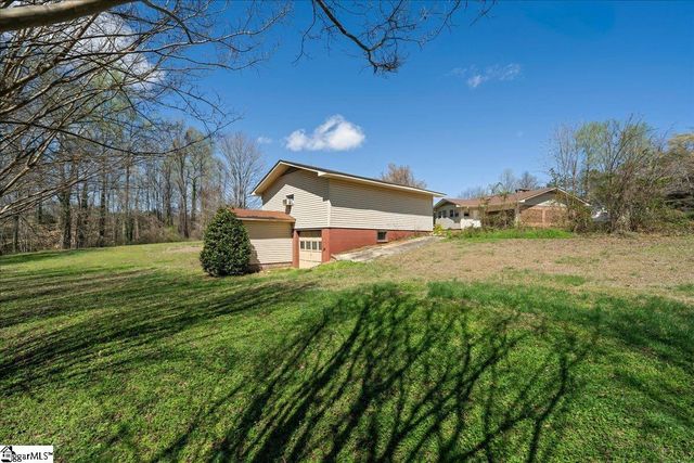 569 Edens Road, Pickens, SC 29671