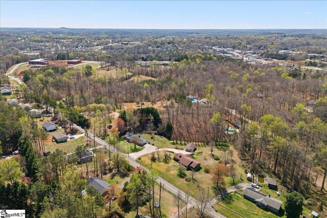 569 Edens Road, Pickens, SC 29671