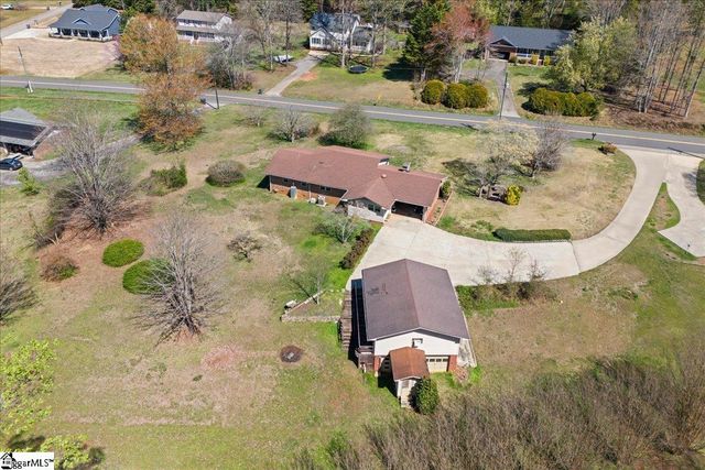 569 Edens Road, Pickens, SC 29671