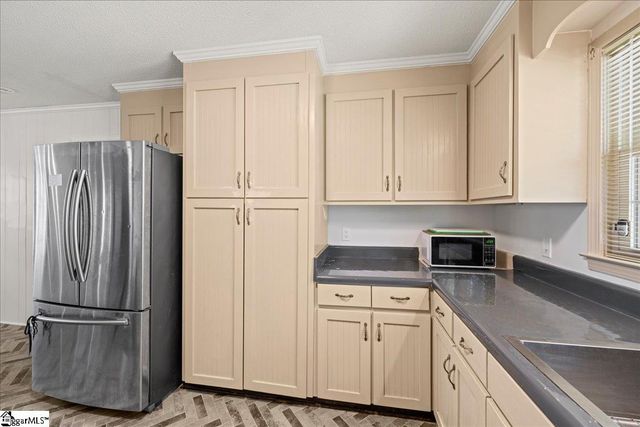 569 Edens Road, Pickens, SC 29671