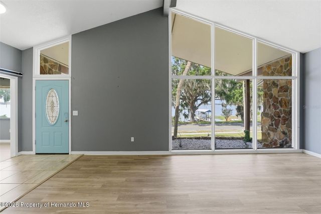 1316 Lake Ariana Boulevard, Auburndale, FL 33823