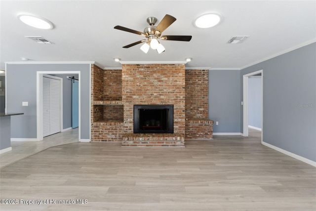 1316 Lake Ariana Boulevard, Auburndale, FL 33823