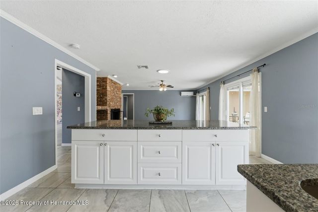 1316 Lake Ariana Boulevard, Auburndale, FL 33823