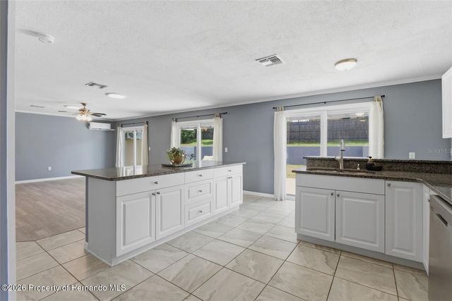 1316 Lake Ariana Boulevard, Auburndale, FL 33823