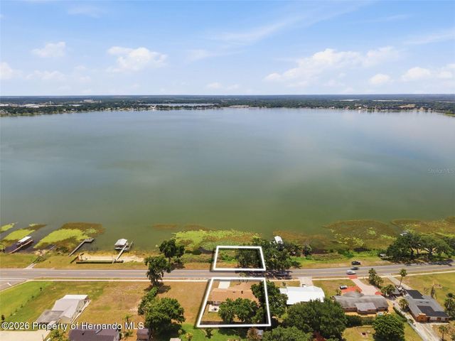 1316 Lake Ariana Boulevard, Auburndale, FL 33823
