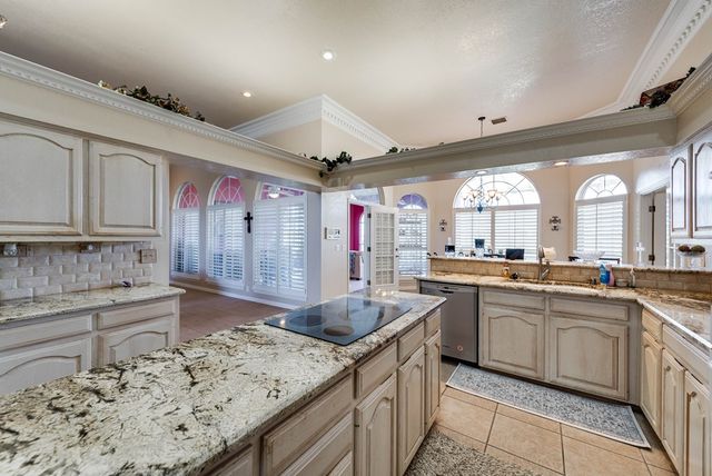 34 San Clemente Circle, Odessa, TX 79765