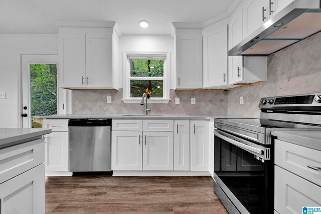 575 FORREST DRIVE S, Homewood, AL 35209