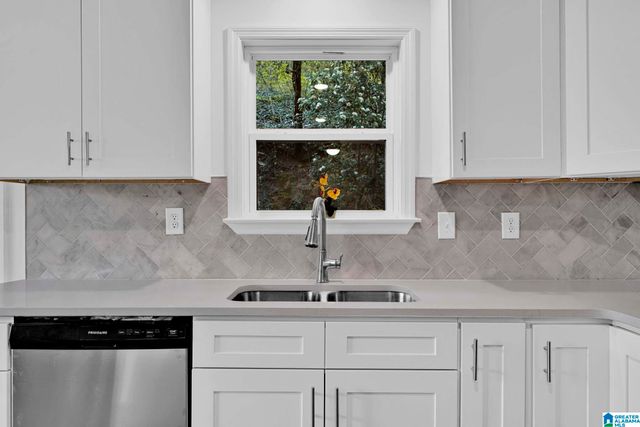 575 FORREST DRIVE S, Homewood, AL 35209