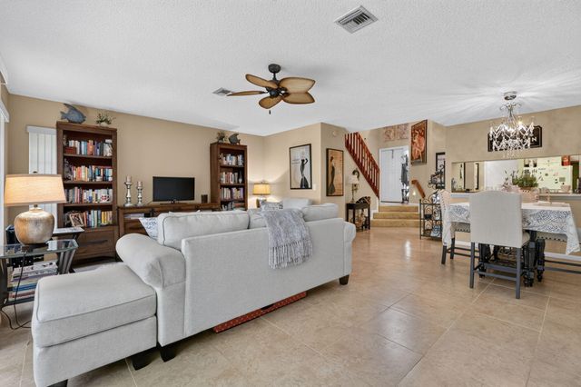 1401 OCEAN DUNES Circle, Jupiter, FL 33477