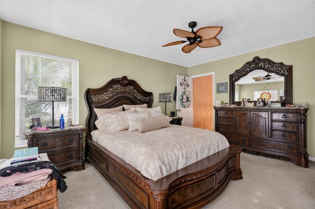 1401 OCEAN DUNES Circle, Jupiter, FL 33477