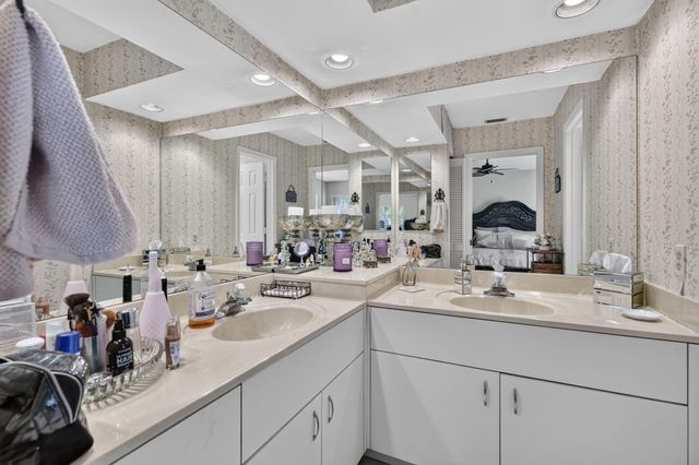 1401 OCEAN DUNES Circle, Jupiter, FL 33477