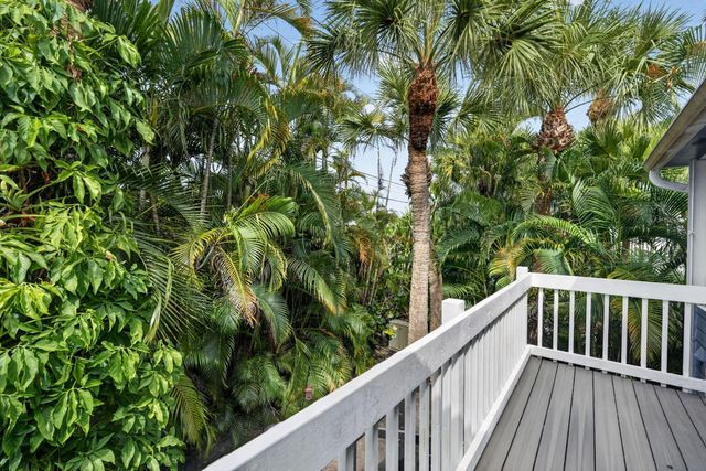 1401 OCEAN DUNES Circle, Jupiter, FL 33477