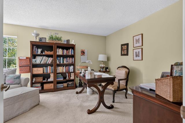 1401 OCEAN DUNES Circle, Jupiter, FL 33477