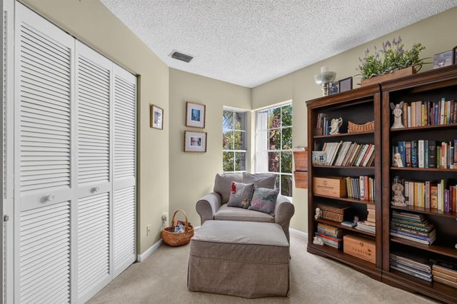 1401 OCEAN DUNES Circle, Jupiter, FL 33477