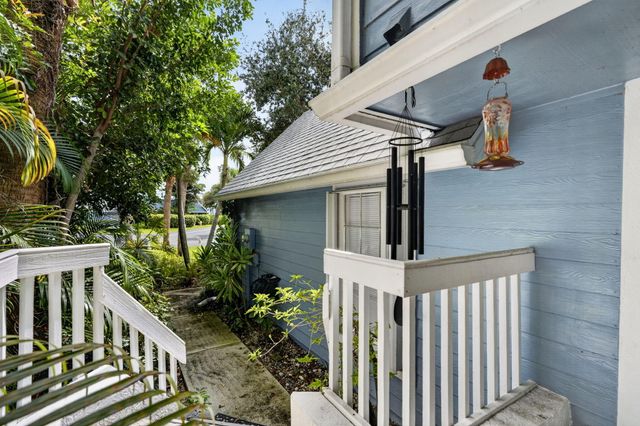 1401 OCEAN DUNES Circle, Jupiter, FL 33477