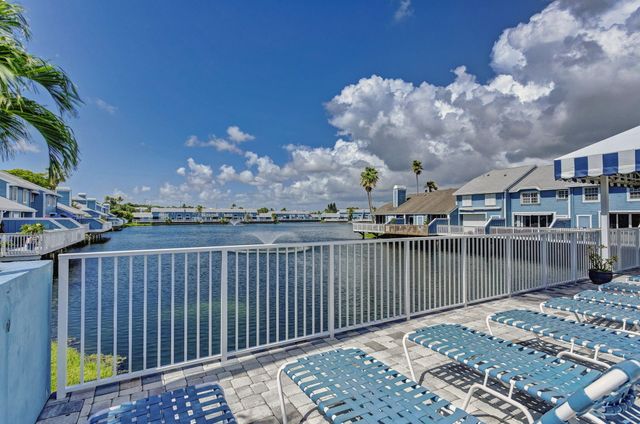 1401 OCEAN DUNES Circle, Jupiter, FL 33477