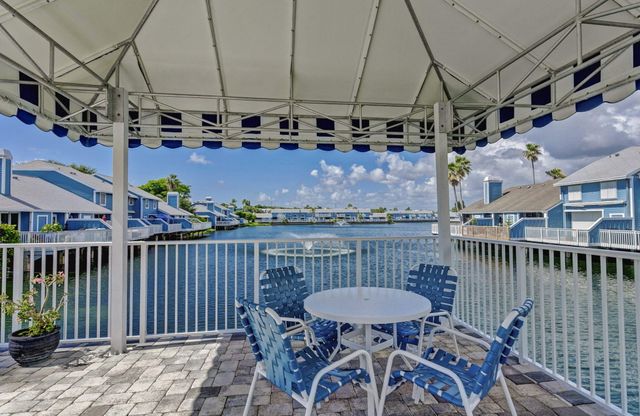 1401 OCEAN DUNES Circle, Jupiter, FL 33477