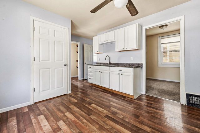 1006 E Land PLACE, Milwaukee, WI 53202
