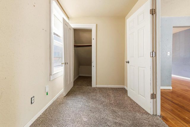 1006 E Land PLACE, Milwaukee, WI 53202