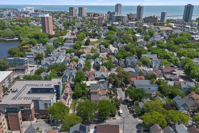 1006 E Land PLACE, Milwaukee, WI 53202