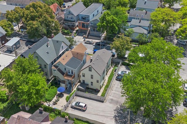 1006 E Land PLACE, Milwaukee, WI 53202