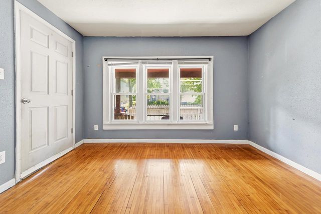 1006 E Land PLACE, Milwaukee, WI 53202