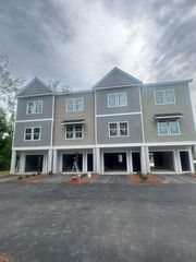 405 Gravy Train Street, Charleston, SC 29414