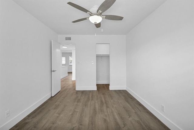 4051 NE 13th Avenue, Oakland Park, FL 33334