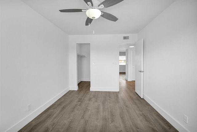 4051 NE 13th Avenue, Oakland Park, FL 33334