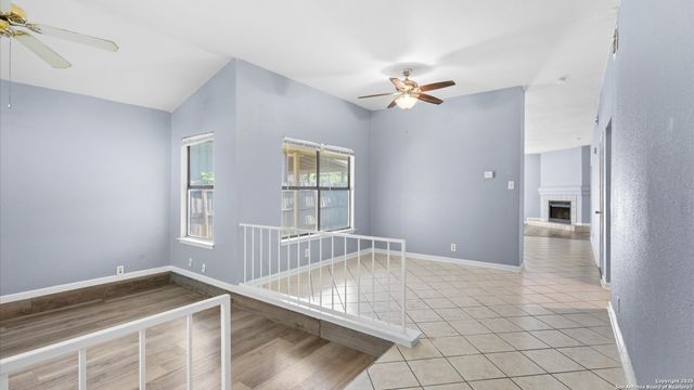 8622 Ridge Flower, San Antonio, TX 78239