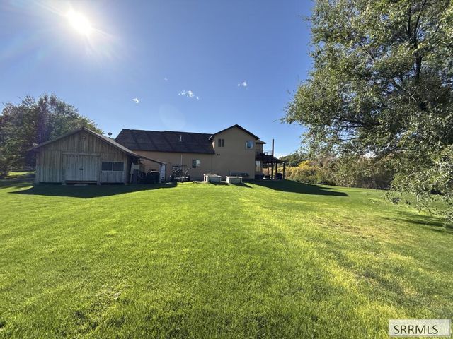3654 S Cottonwood Drive, Rexburg, ID 83440