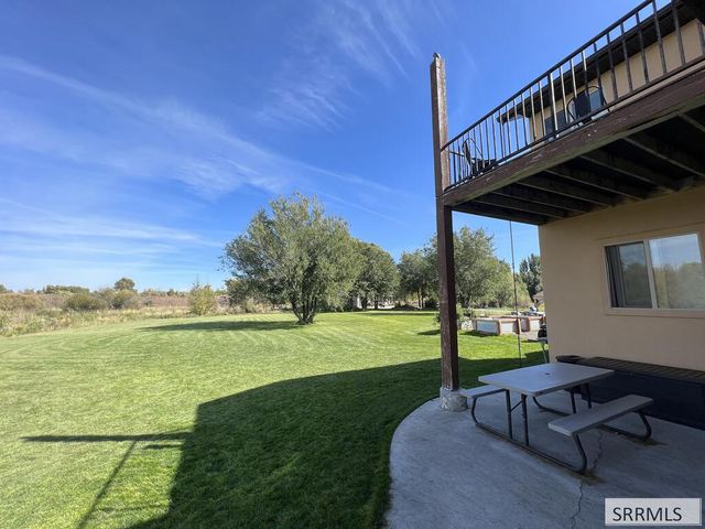 3654 S Cottonwood Drive, Rexburg, ID 83440