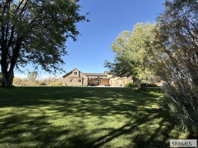 3654 S Cottonwood Drive, Rexburg, ID 83440