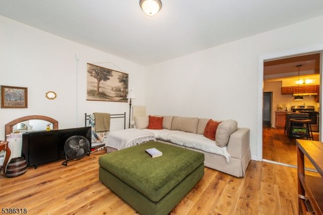 89 King St, Nutley Twp., NJ 07110
