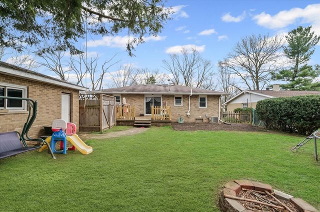 1005 S Country Squire Drive, Urbana, IL 61802